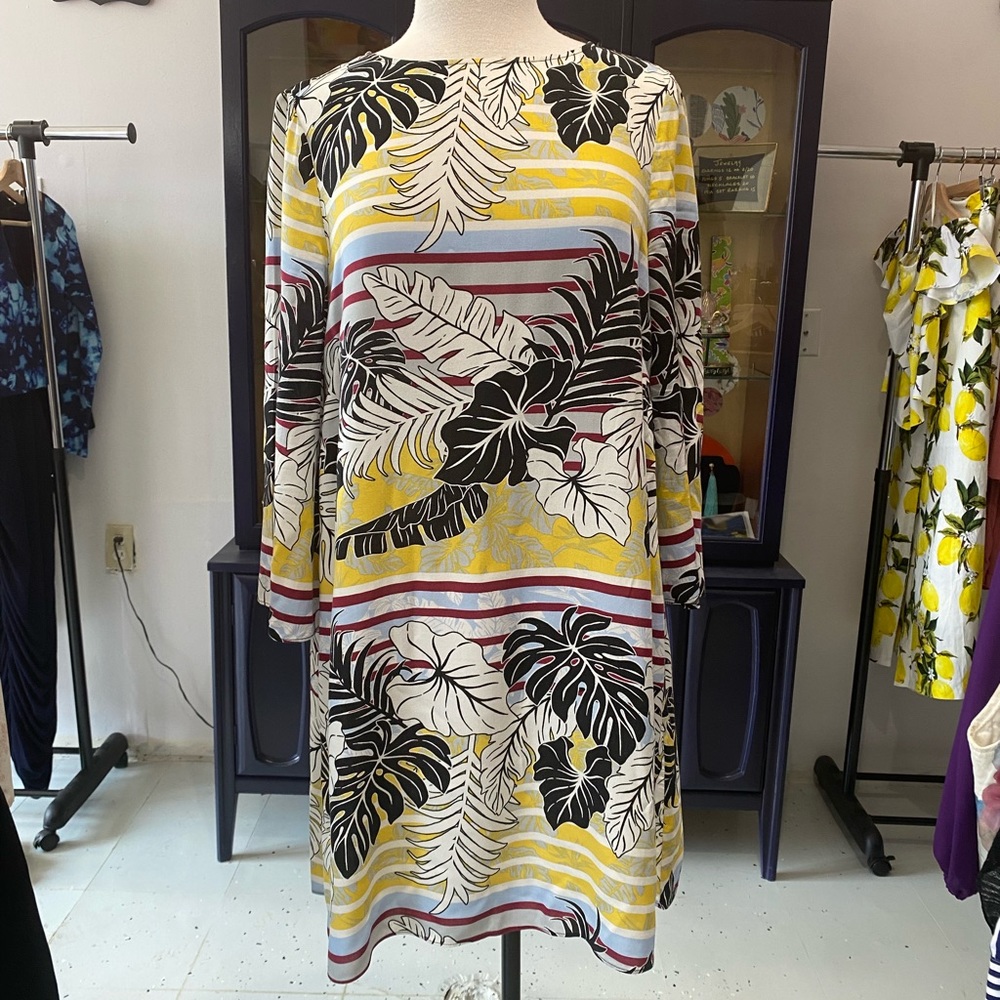 H&M Tropical Leaf print shift dress